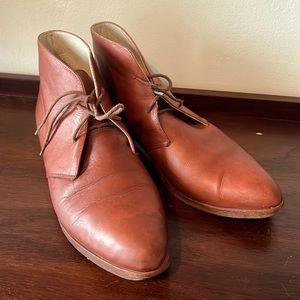 Nisolo Isa Chukka Boot in Cognac - Size 9.5